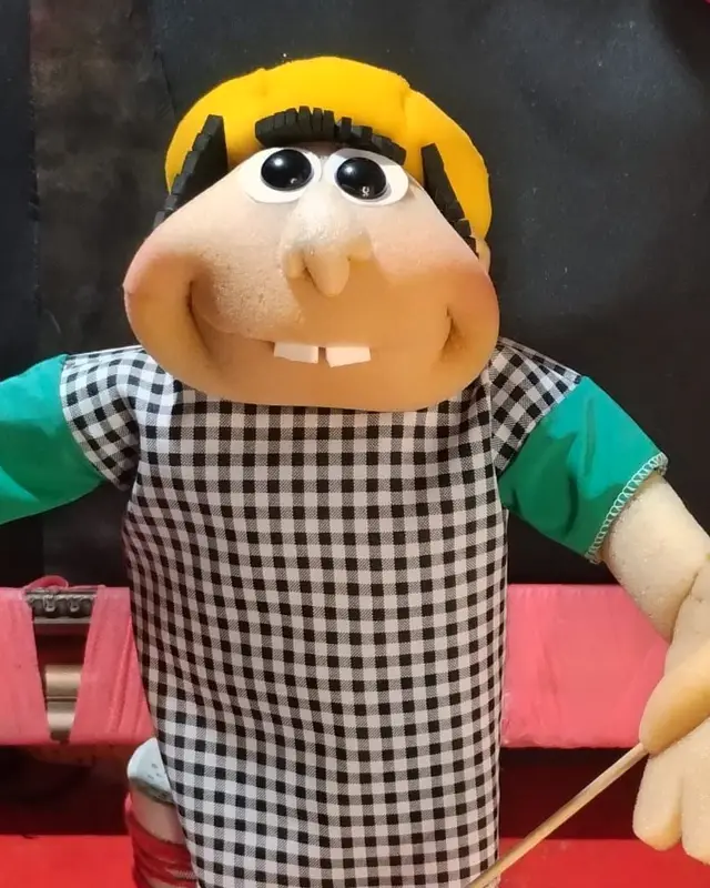 Boneco de camisa xadrez